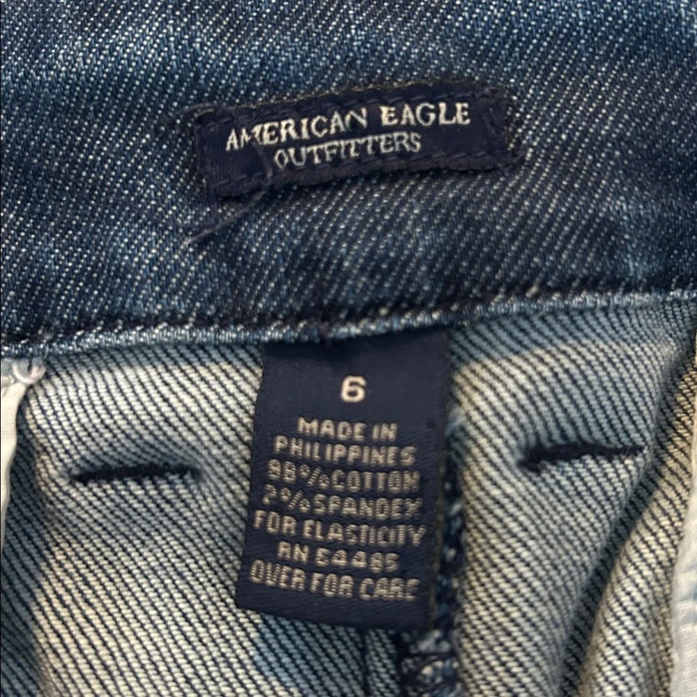 American Eagle Outfitters Dark Blue Mini Skirt size 6. WS